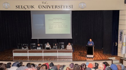 Selçuk Üniversitesinde depremzedelere destek olacak gönüllülere eğitim verildi